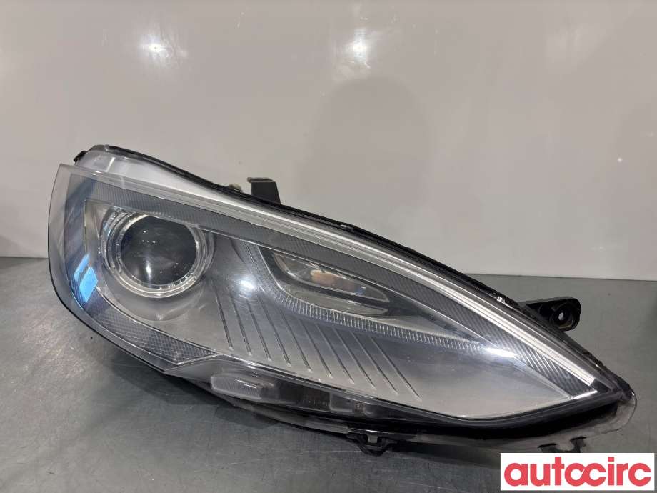 Frontlykt høyre halogen til Tesla Model S, 2013-2016 (Fase 1)  (TESLA|6005911-00-C)