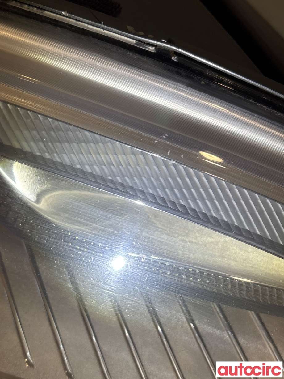 Frontlykt høyre halogen til Tesla Model S 2013-2016 (Fase 1)  (TESLA|6005911-00-C|)