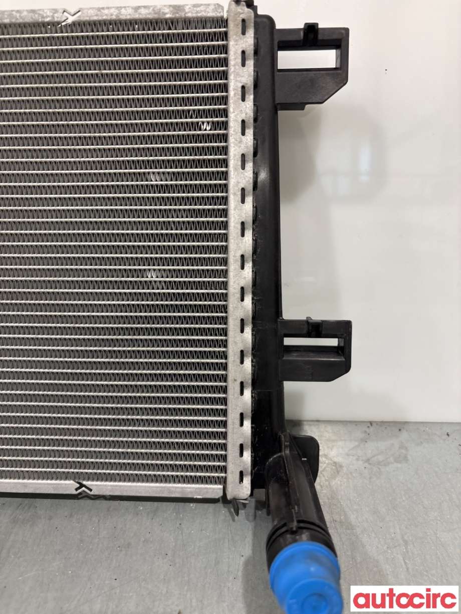 Radiator (automat gir) til Mercedes EQE 2022-->>  (MERCEDES|A0995005101|)