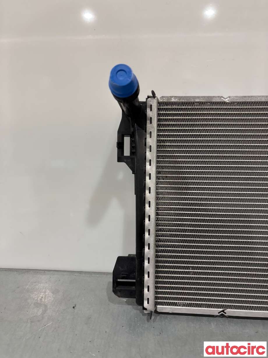 Radiator (automat gir) til Mercedes EQE 2022-->>  (MERCEDES|A0995005101|)