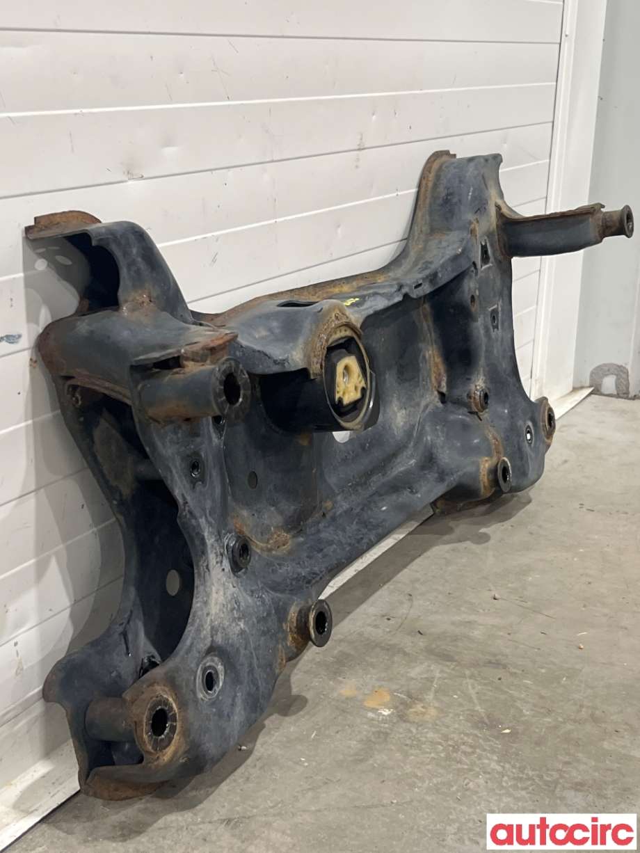 Travers foran hoved til VW Caddy 2015-2020 (Type III, Fase 3) (VOLKSWAGEN|1K0199315B|)