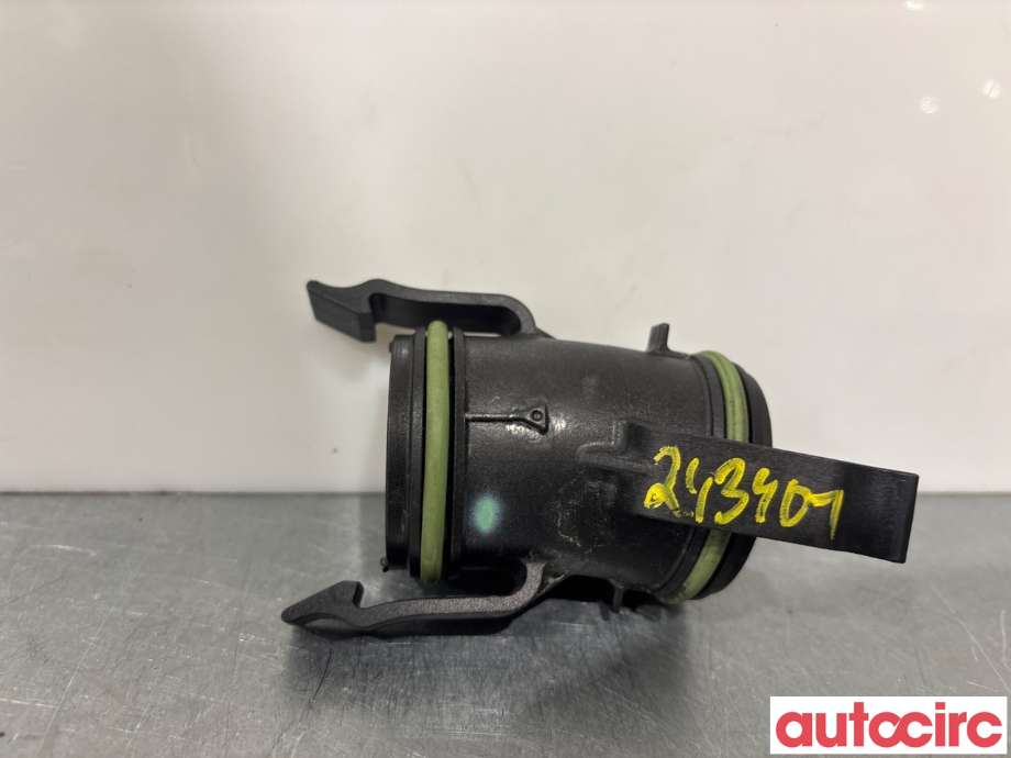 Turbo rør til VW Passat 2015-2019 (Fase 1) (B8) (B8) (VOLKSWAGEN|04E145875F|)