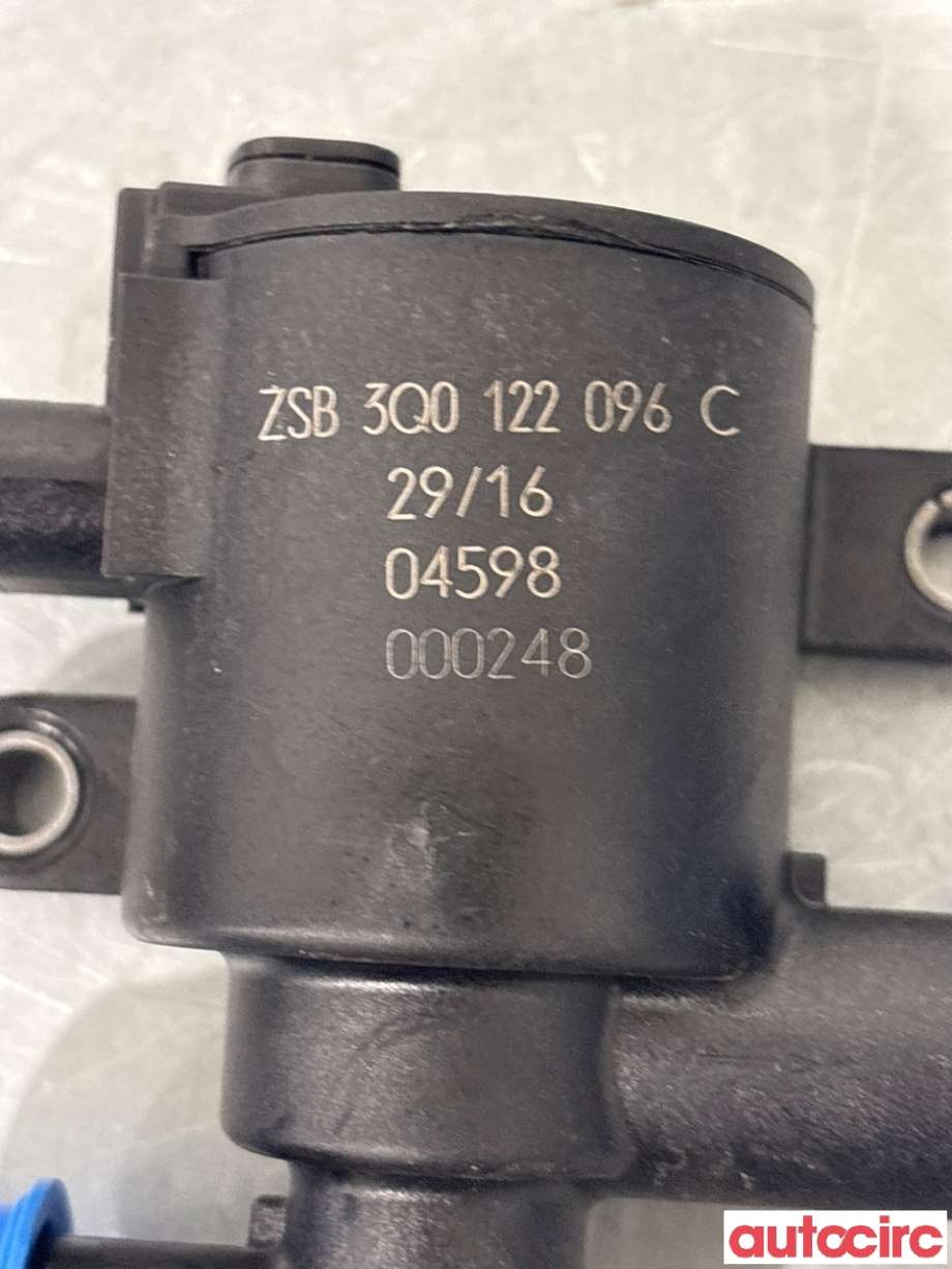 Diverse deler til VW Passat 2015-2019 (Fase 1) (B8) (B8) (VOLKSWAGEN|5Q0121671F||3Q0122096C)