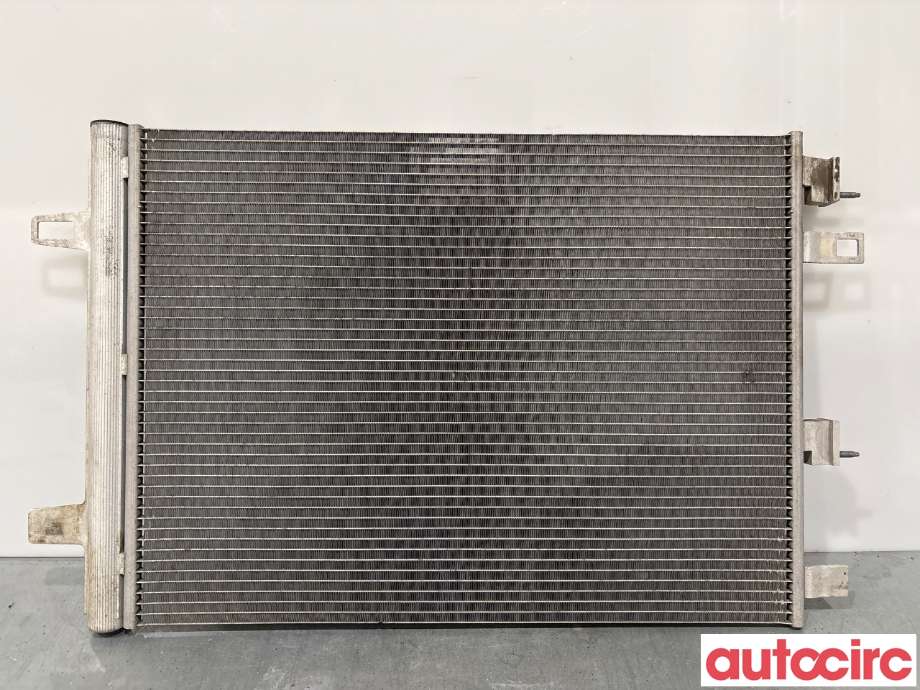 Aircondition radiator til Mercedes A-Klasse 2018-->> (W177) (W177) (MERCEDES|A2475000054|)