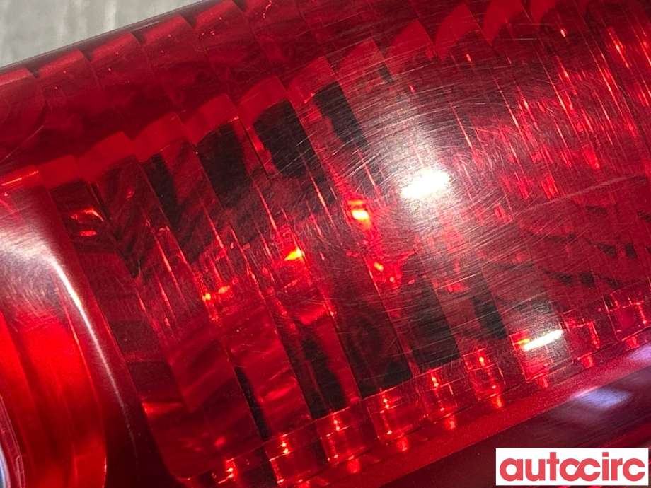 Baklykt venstre til Opel Vivaro A 2006-2014 (OPEL|93854431|89316011)