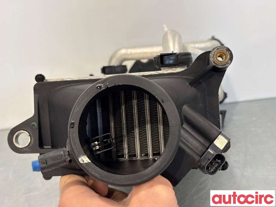 Intercooler til Mercedes C-Klasse 2014-2018 (Fase 1) (W205) (W205) (MERCEDES|A2740900414|CC153003)