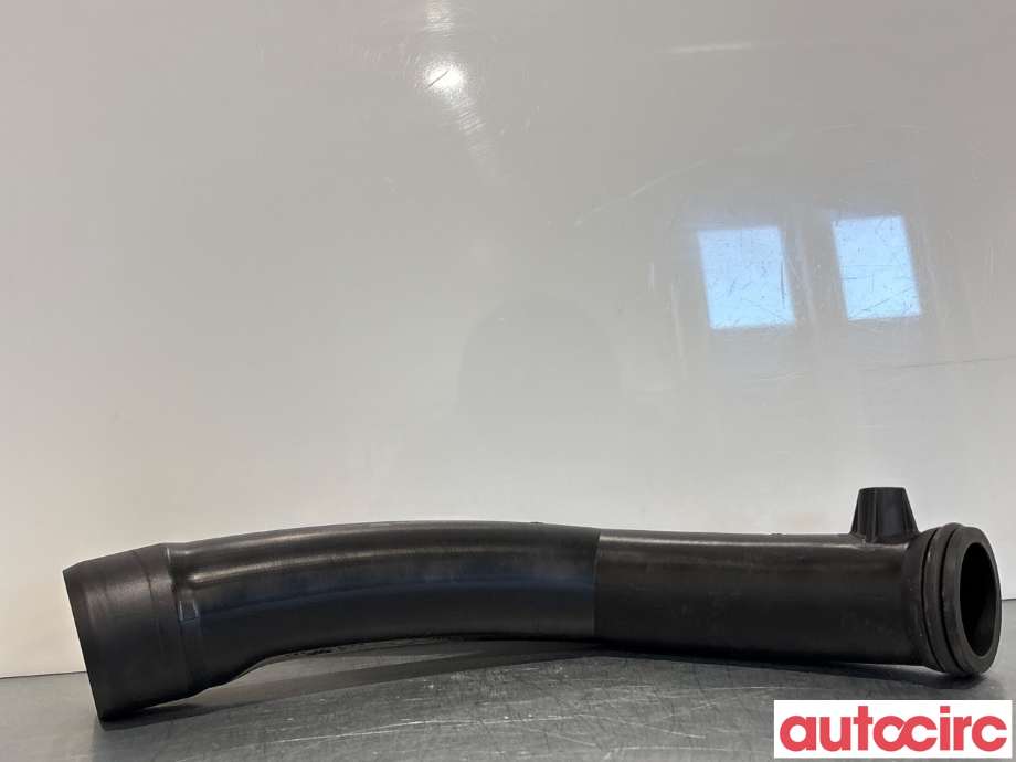 Turbo rør til Mercedes C-Klasse 2014-2018 (Fase 1) (W205) (W205) (MERCEDES|A2740980207|)