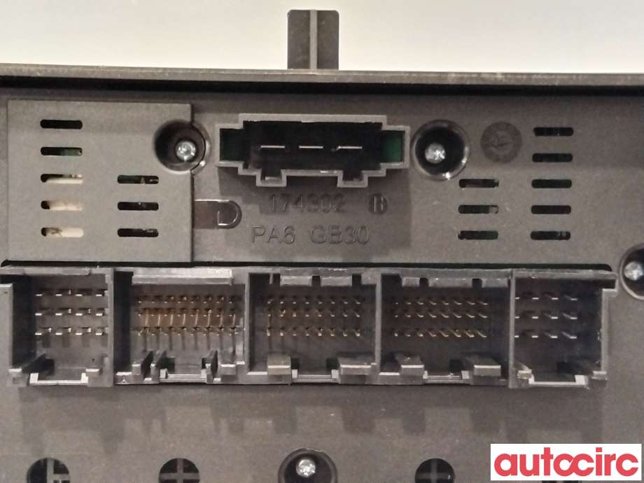 Varmeapparat betjening til Porsche Cayenne 2010-2017 (92A) (92A) (PORSCHE|95865320204|5HB010357-46|95865320212)