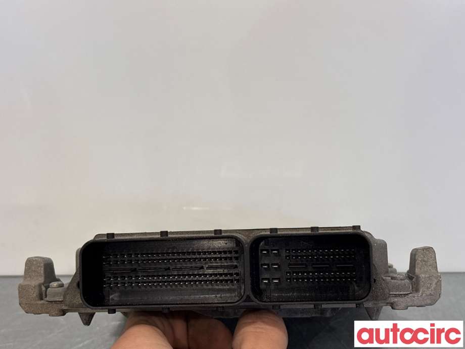 Styreenhet motor til Mercedes C-Klasse 2014-2018 (Fase 1) (W205) (W205) (MERCEDES|A2749000800|0261S08785|A2749002900)