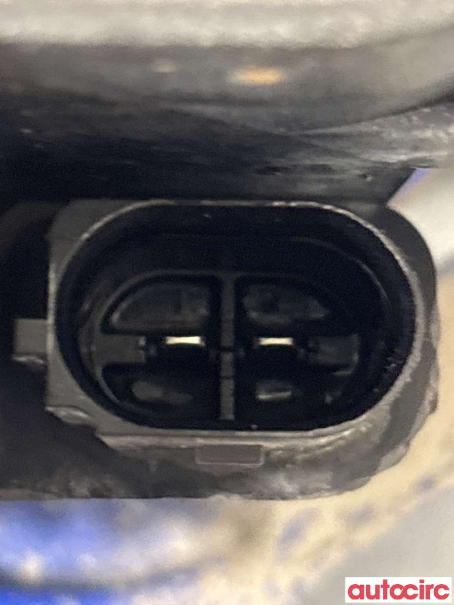 Bremsecaliper høyre bak til VW Passat 2015-2019 (Fase 1) (B8) (B8) (VOLKSWAGEN|3Q0615424B|)