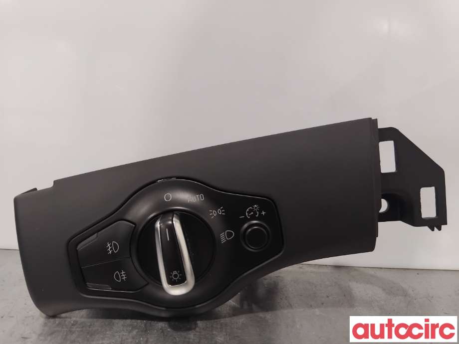 Bryter lys til Audi A4 2007-2014 (Type IV) (B8) (B8) (AUDI|8K0941531AS|74850-135)
