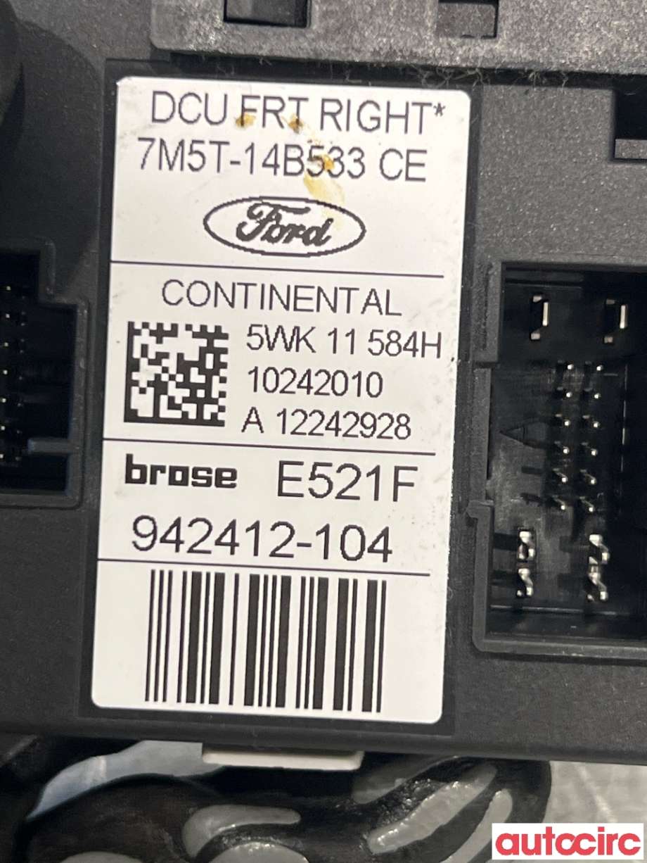 Ruteheis høyre foran til Ford Kuga 2008-2012 (Type I) (FORD|1767044|7M5T-14B533-CE)