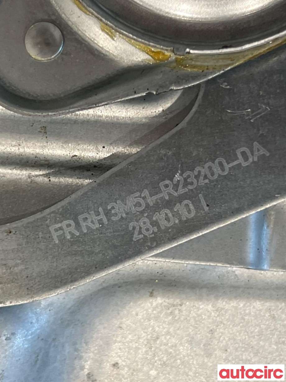 Ruteheis til Ford Kuga 2008-2012 (Type I) (FORD|1738646||3M51-R23200-DA)