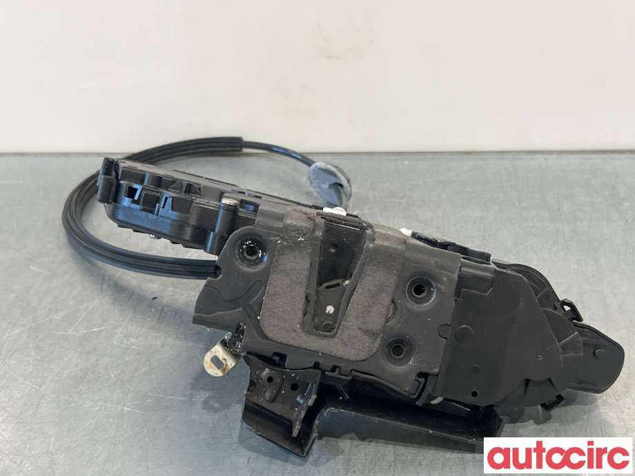 Låsekasse høyre foran til Ford Kuga 2008-2012 (Type I)  (FORD|1523317||8V4A-S21812-FA)