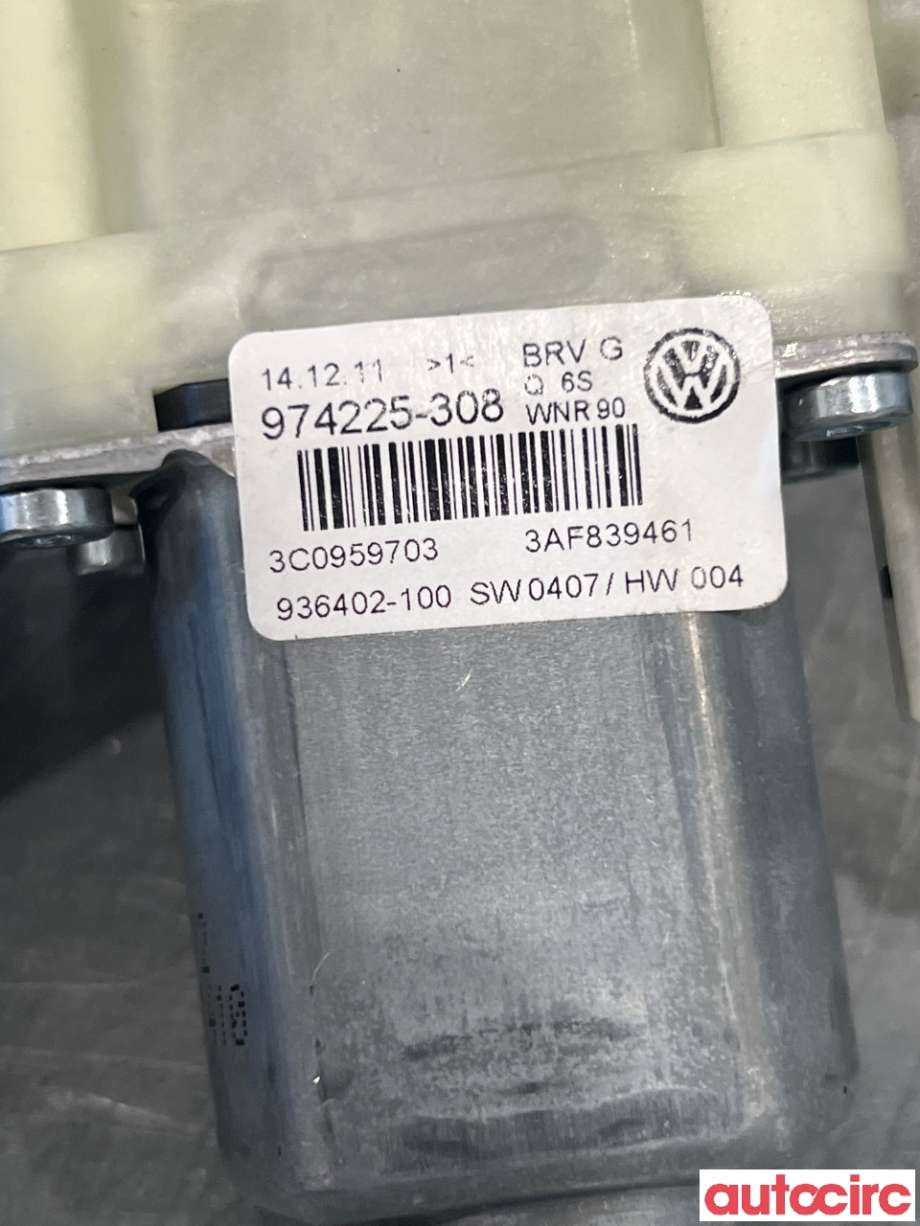 Ruteheis venstre bak til VW Passat 2011-2015 (B7) (B7) (VOLKSWAGEN|3C0959703|962619-100)