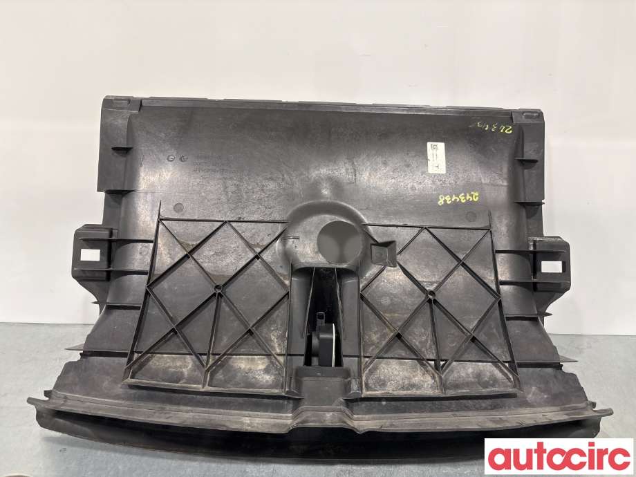 Diverse deler til Tesla Model Y 2021-2024 (Type I)  (TESLA|1640666-00-A|)