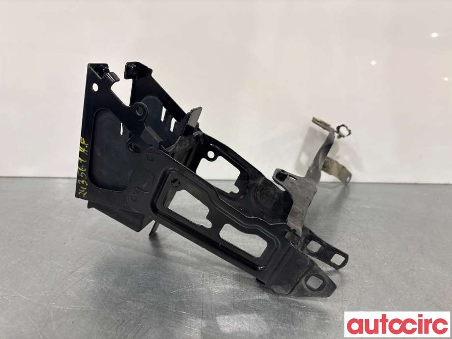 Frontplate til BMW 3-Serie 2012-2018 (F30/F31/F34) (F30/F31/F34) (BMW|NO NUMBER||17023811)