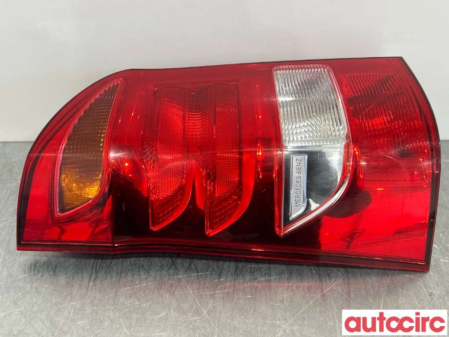 Baklykt venstre til Mercedes Vito, 2014-->> (W447) (W447) (MERCEDES|A4478200064)