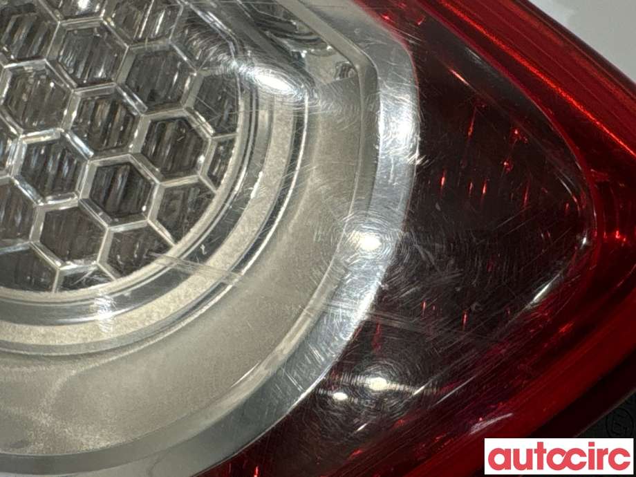 Baklykt venstre indre til Ford Kuga 2008-2012 (Type I)  (FORD|1545445|2ZR009546-01|8V41-13A603-AD)