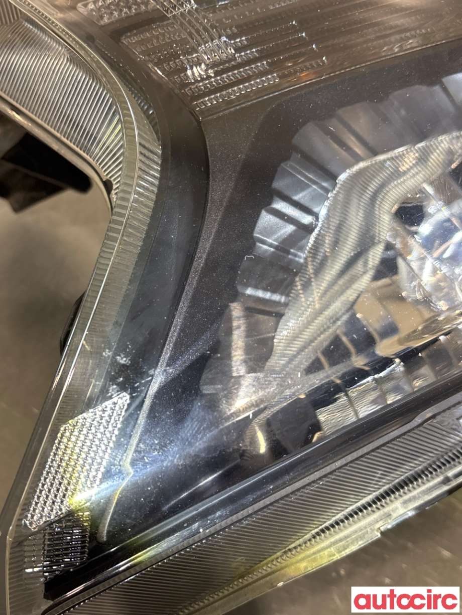 Frontlykt høyre xenon til Ford Ranger / Ranger Raptor 2015-2022 (FORD|2843162||JB3B-13D154-MA)