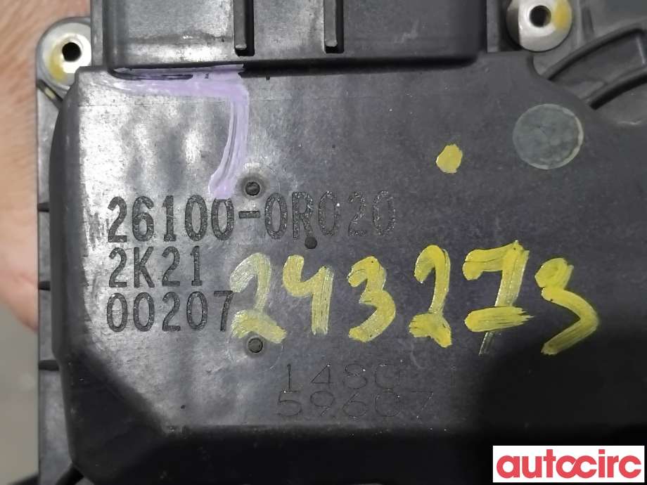 Spjeldhus til Toyota Avensis 2009-2015 (Type III, Fase 1) (TOYOTA|261000R020||26100-0R020)