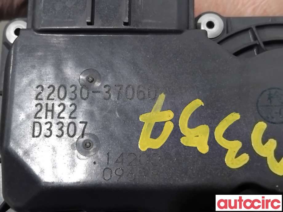 Spjeldhus til Toyota Prius +7 2012-2020 (Type III) (stasjonsvogn) (stasjonsvogn) (TOYOTA|2203037060||22030-37060)