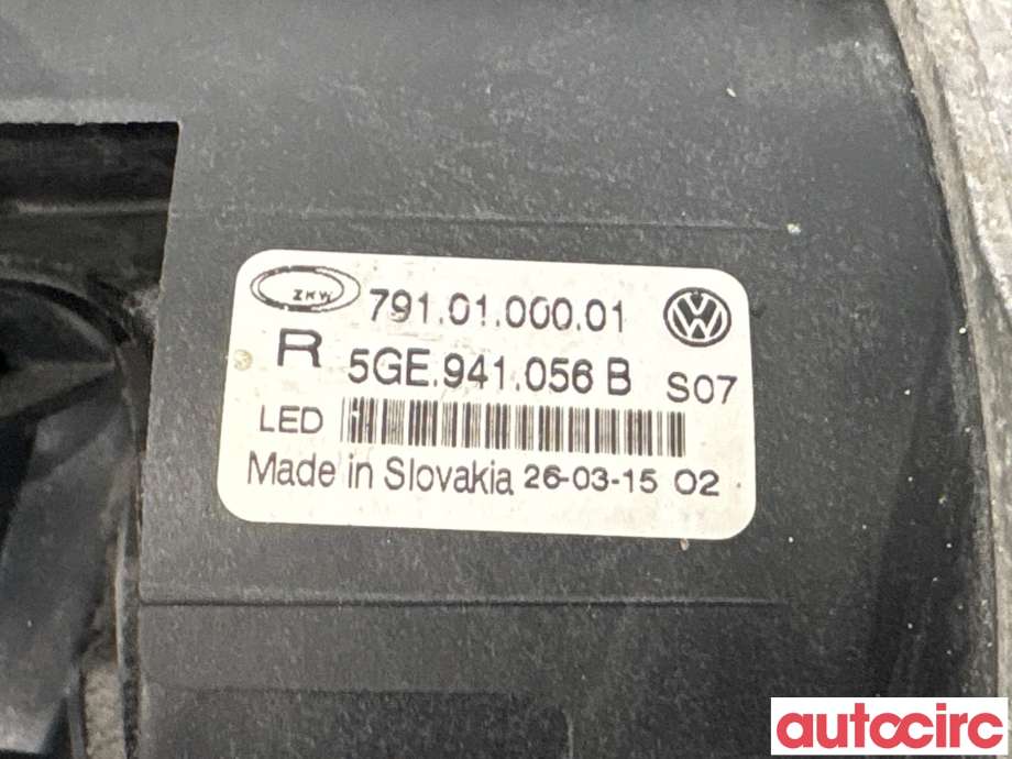 Tåkelykt høyre foran til VW e-Golf 2014-2017 (Fase 1)  (VOLKSWAGEN|5GE941056B|7910100001)