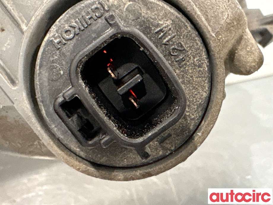 Baklykt fra støtfanger til Toyota RAV4 2013-2015 (Type IV, Fase 1)  (TOYOTA|8148042050|)