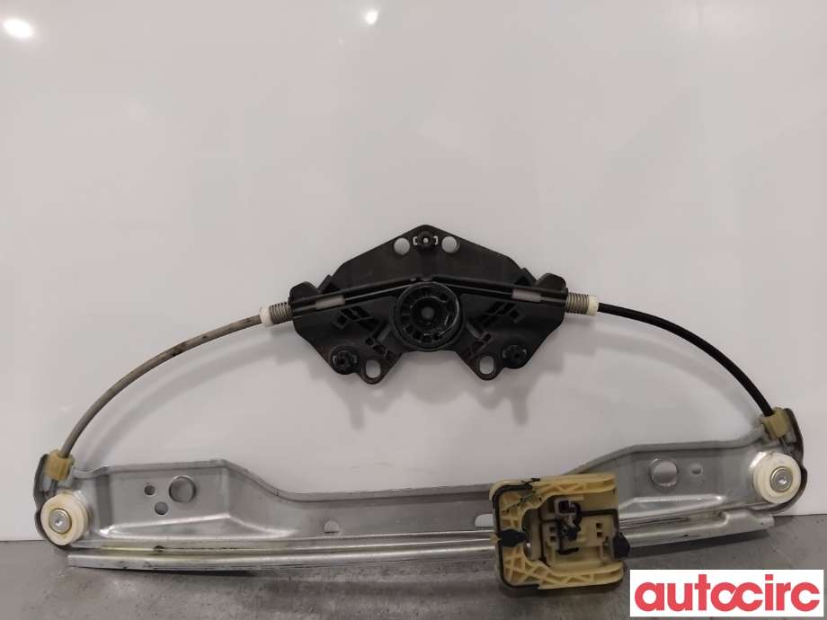 Ruteheis til Volvo V60/V60 CC 2013-2018 (Type I, Fase 2) (VOLVO|30784308|)