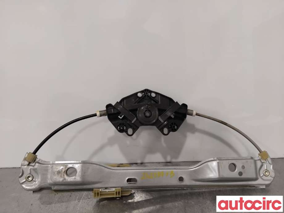 Ruteheis til Volvo V60/V60 CC 2013-2018 (Type I, Fase 2) (VOLVO|30784308|)
