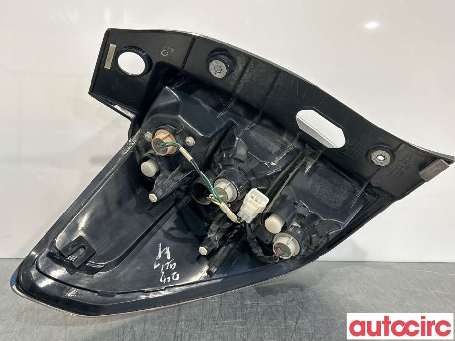 Baklykt høyre til Subaru Forester 2008-2013 (Type III) (SUBARU|84912SC101|)