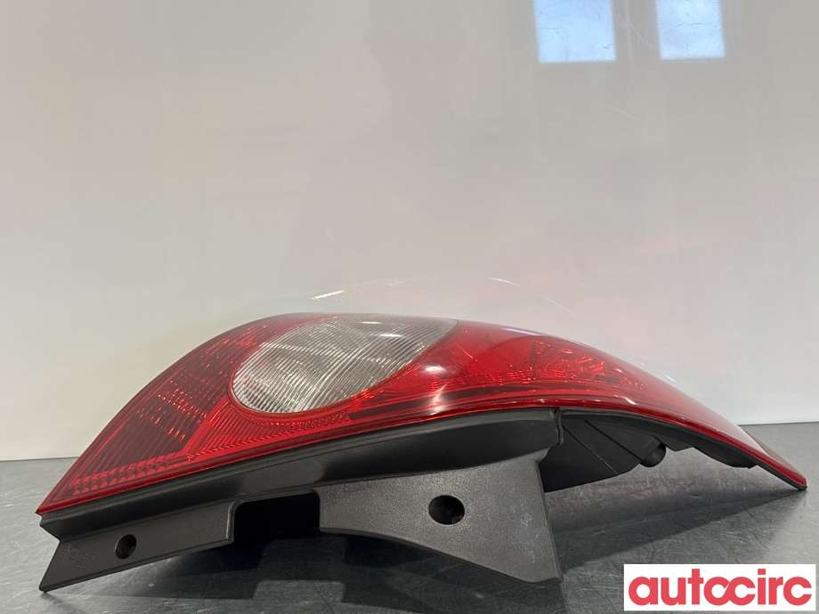 Baklykt venstre til Opel Antara 2007-2013  (OPEL|96673815|)