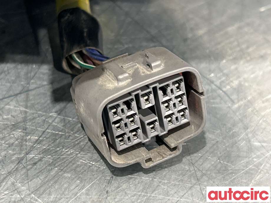 Frontlykt venstre halogen til Mazda 6 2015-2018 (Type III, Fase 2)  (MAZDA|GMH3-51-041G|)