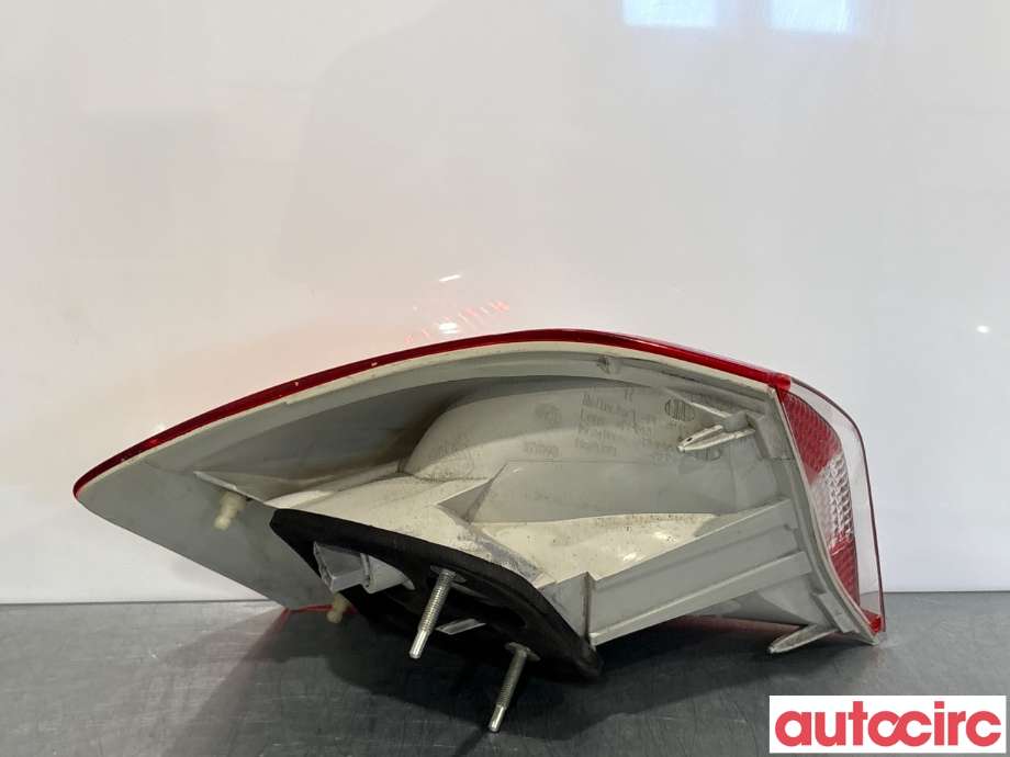 Baklykt høyre til Ford Kuga 2008-2012 (Type I)  (FORD|1710611|167098|)