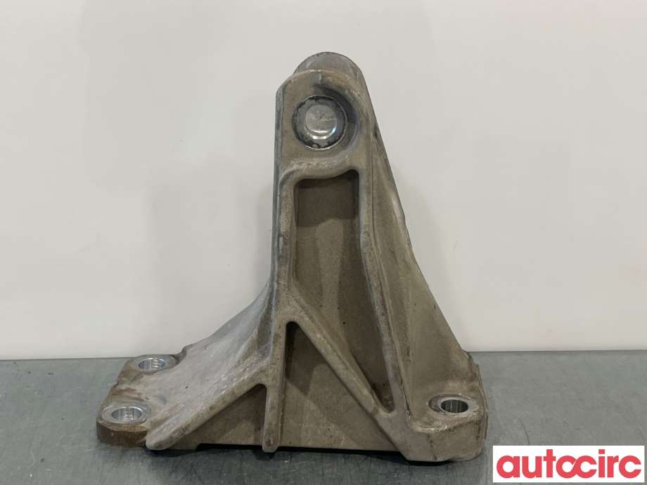Motorfeste til Nissan NV200 2010-2019 (NISSAN|113333NF0A|)
