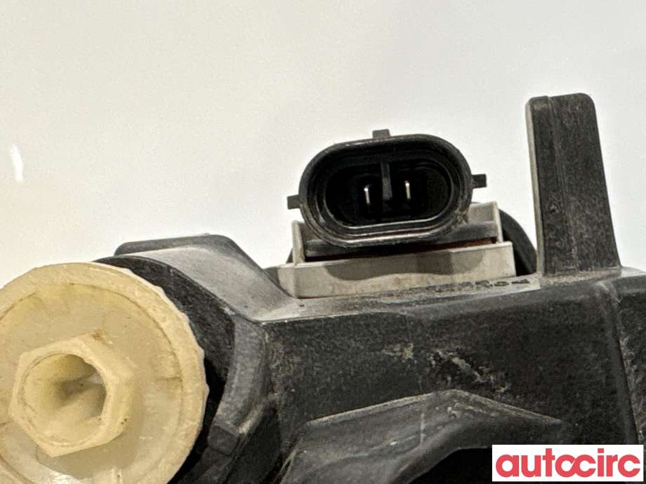 Tåkelykt høyre foran til Toyota RAV4 2013-2015 (Type IV, Fase 1) (TOYOTA|8121060180||8121060200)