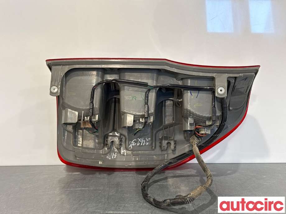 Baklykt høyre til Ford Ranger / Ranger Raptor 2015-2022 (FORD|2283784||JB3B-13404-EA)