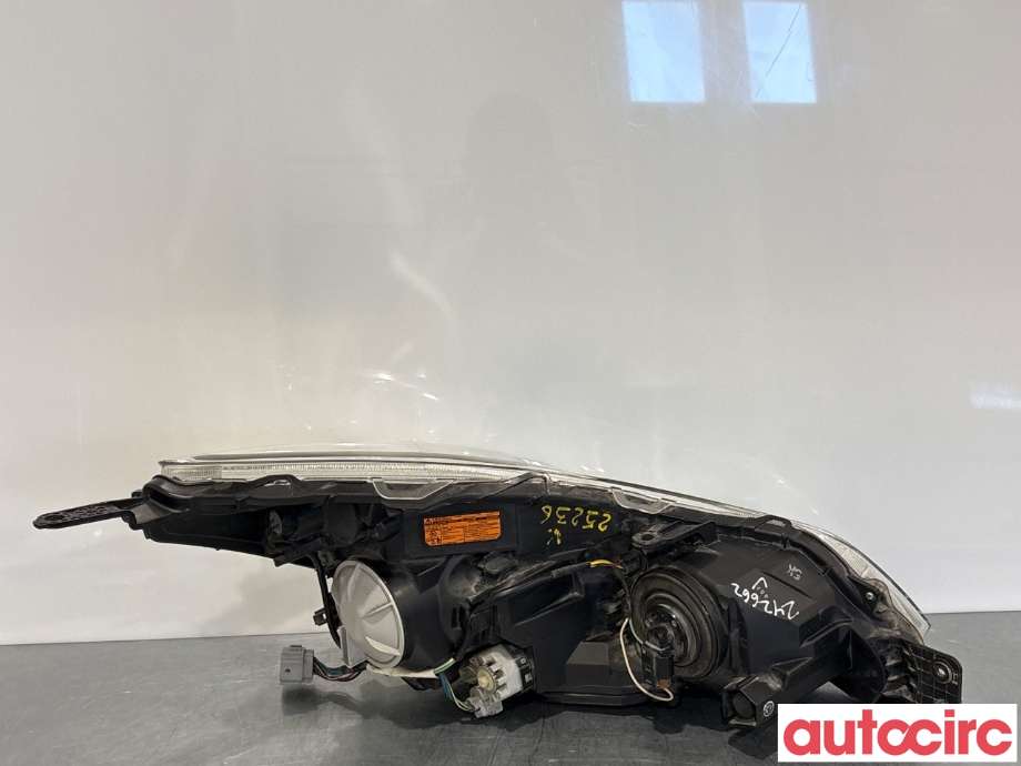 Frontlykt venstre halogen til Subaru Outback 2009-2014 (Type IV)  (84001AJ111|)