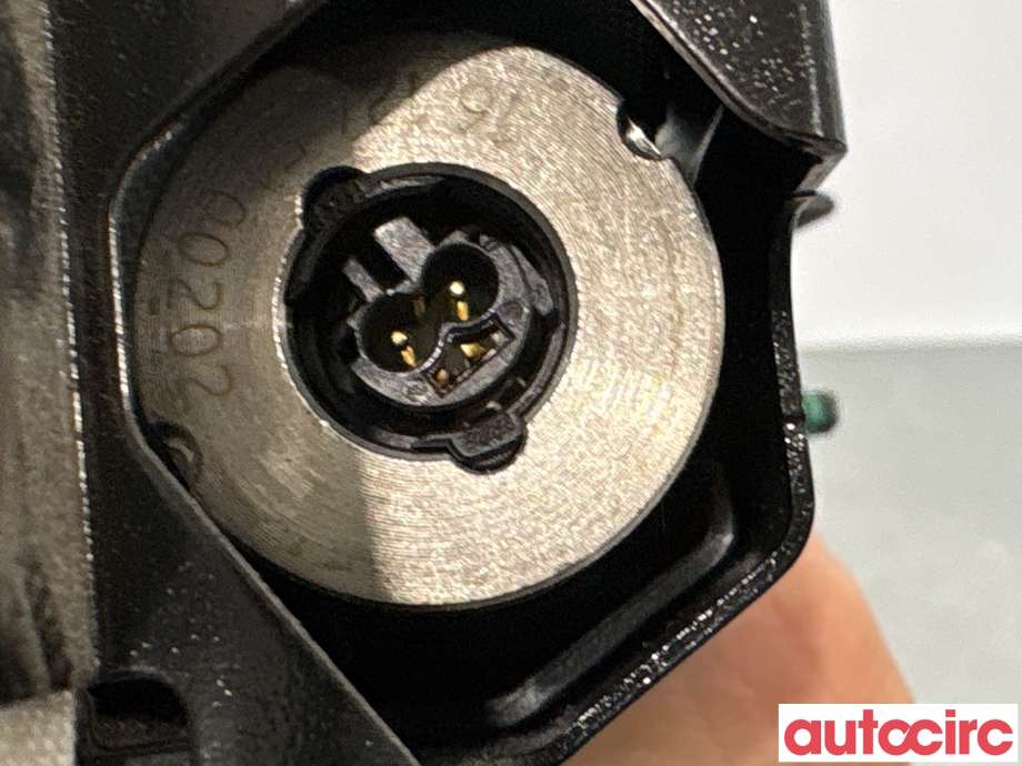 Airbag kne til Ford Mondeo 2014-2019 (Type V, Fase 1)  (FORD|2134828||DG93-F045J77-AGW)