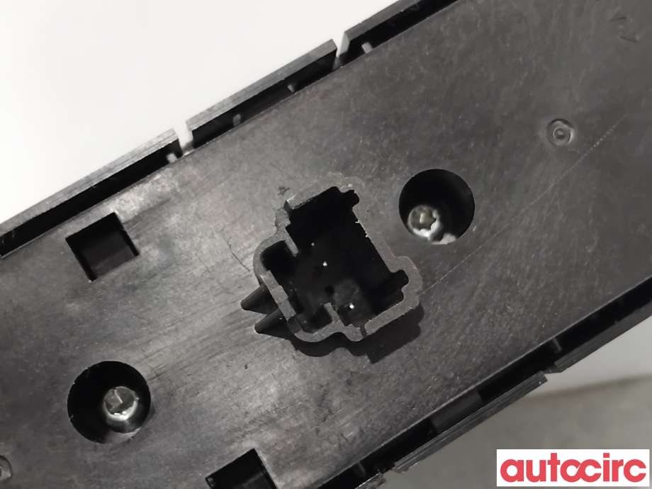 Bryter ruteheis til Ford Mondeo 2014-2019 (Type V, Fase 1) (FORD|1946785||DG9T-14540-DCW)