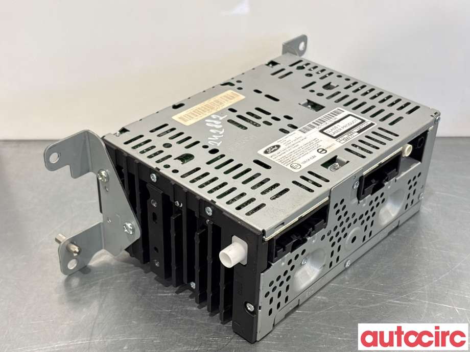 Bilstereo navigasjon til Ford Mondeo 2014-2019 (Type V, Fase 1)  (FORD|2172579||DS7T-19C107-GN)
