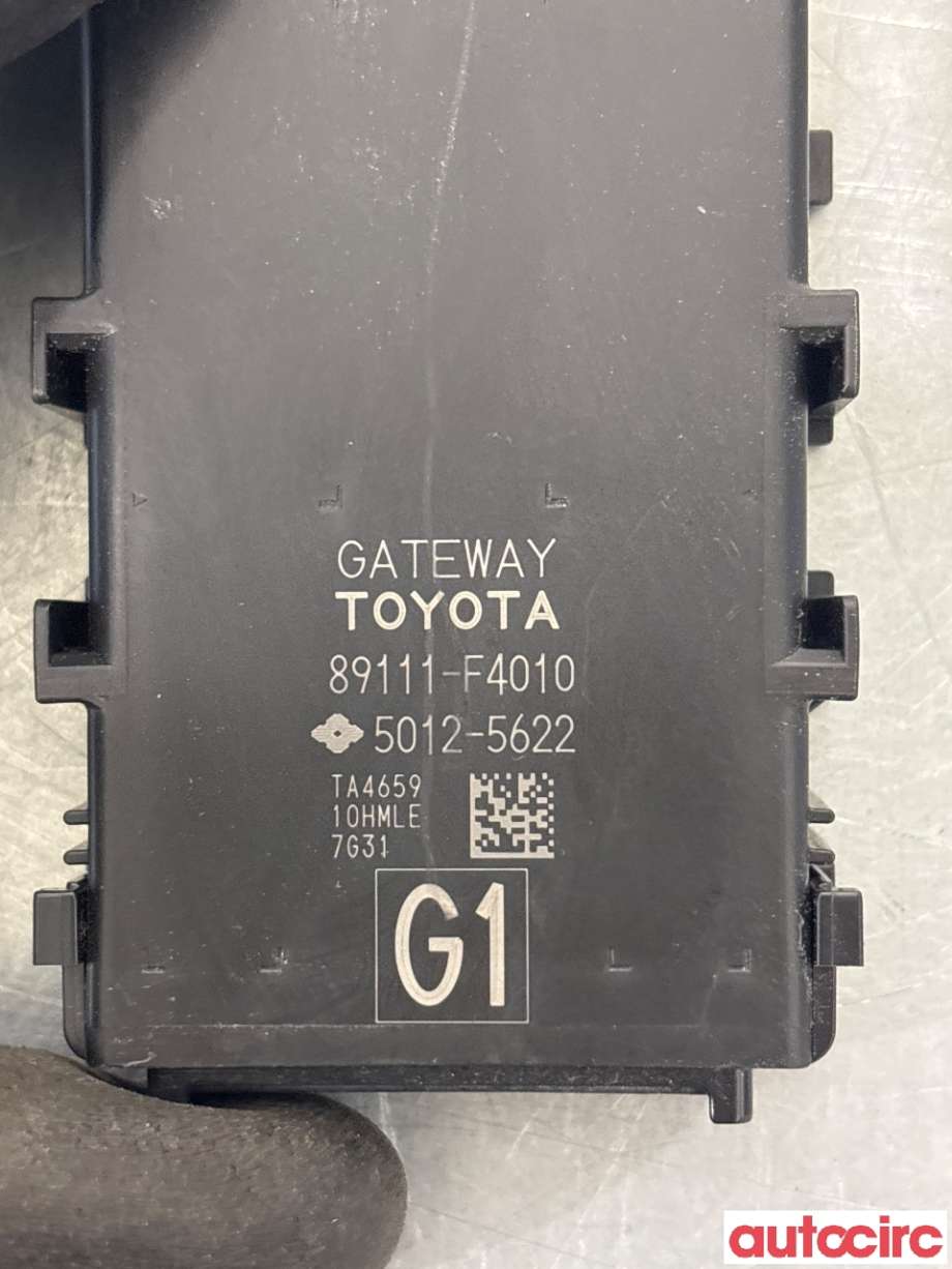 Diverse deler til Toyota C-HR 2016-->> (TOYOTA|89111F4010|5012-5622|89111-F4010)