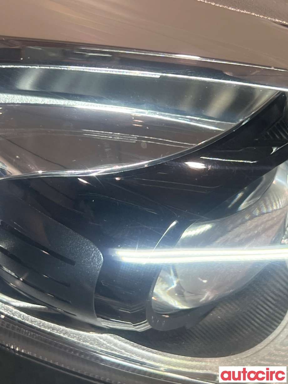 Frontlykt høyre halogen til Ford Focus 2014-2018 (Type III, Fase 2) (FORD|2206008||F1EB-13D154-AB)