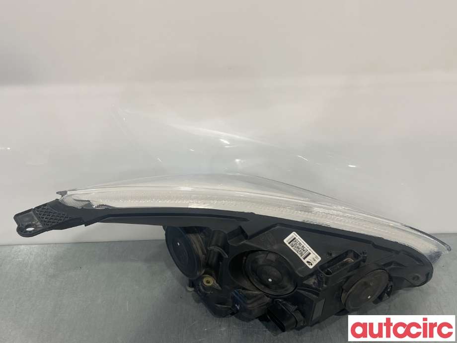 Frontlykt venstre halogen til Ford Focus 2014-2018 (Type III, Fase 2) (FORD|2206016||F1EB-13D155-AB)