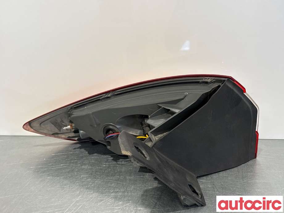 Baklykt høyre til Ford Mondeo 2014-2019 (Type V, Fase 1) (FORD|2291530|21050201|DS73-13404-CD)