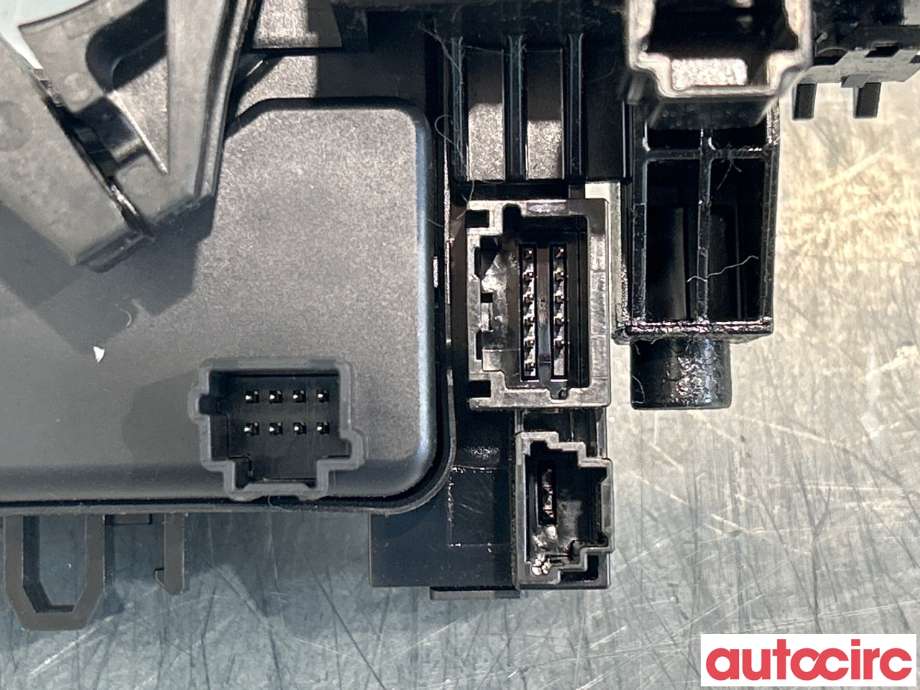Bryter combi til Nissan Qashqai 2014-2021 (Type II) (NISSAN|255604EA2B||255544EA0A)