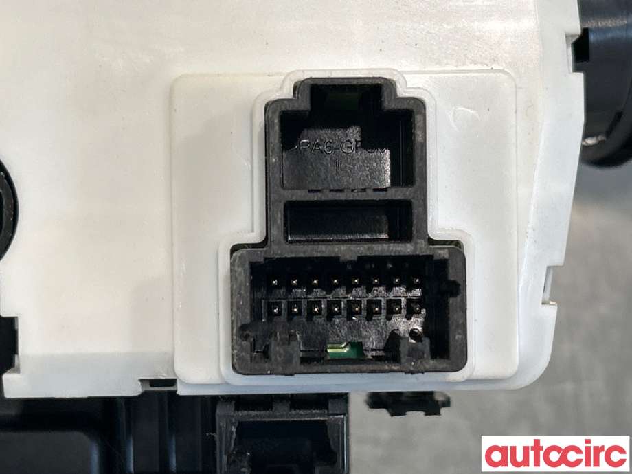 Bryter combi til Nissan Qashqai 2014-2021 (Type II) (NISSAN|255604EA2B||255544EA0A)