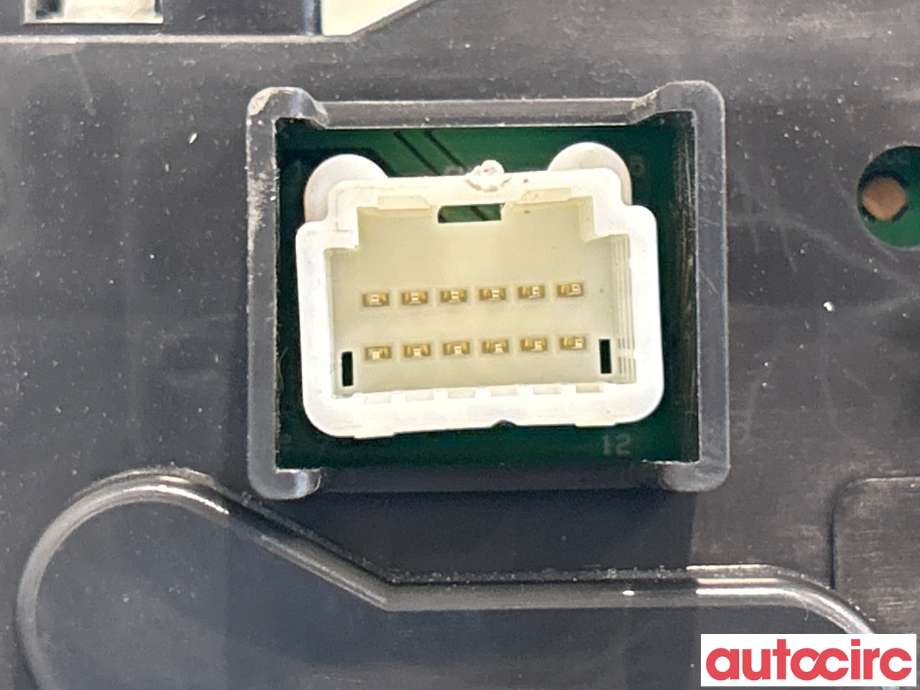Instrumentpanel til Nissan Qashqai 2014-2021 (Type II) (NISSAN|248104EL7B||4EL7B)