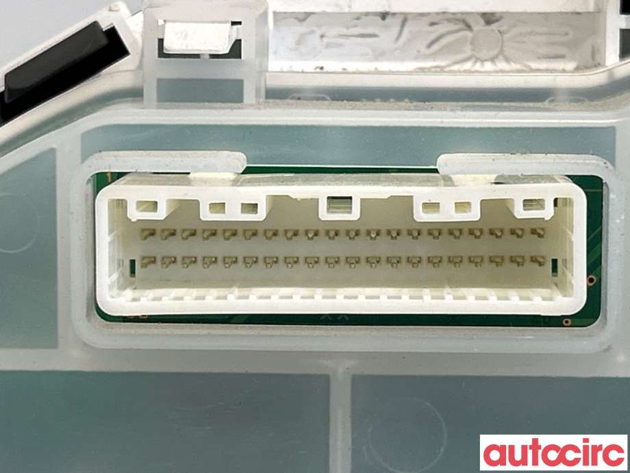 Instrumentpanel til Subaru Outback 2009-2014 (Type IV) (SUBARU|85057AJ010||85003AJ50)