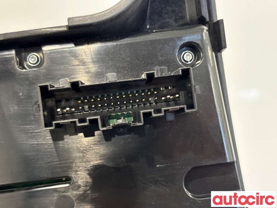 Varmeapparat betjening til Ford Ranger / Ranger Raptor 2015-2022  (FORD|2556055||JB3T-18E245-TG3JNZ)